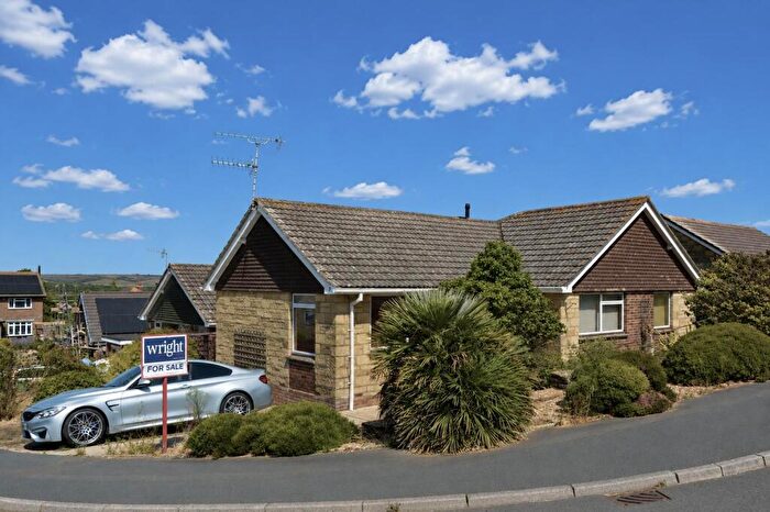 3 Bedroom Detached Bungalow For Sale In Modernisation Required * Godshill, PO38