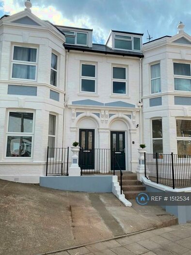 Studio To Rent In Tregonwell Road, Bournemouth, BH2