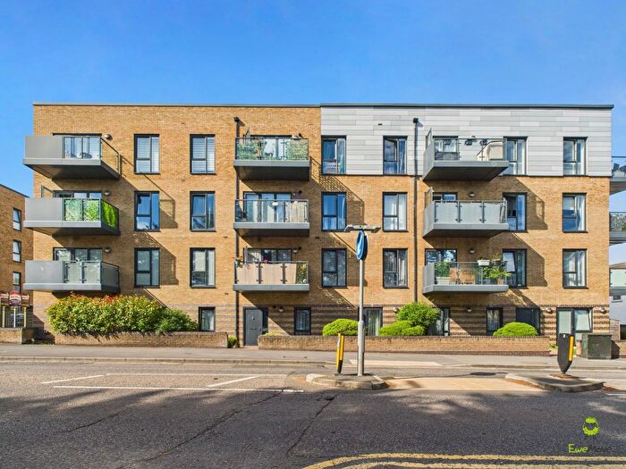 2 Bedroom Flat For Sale In Sovereign Court Sterling Road, Bexleyheath, DA7