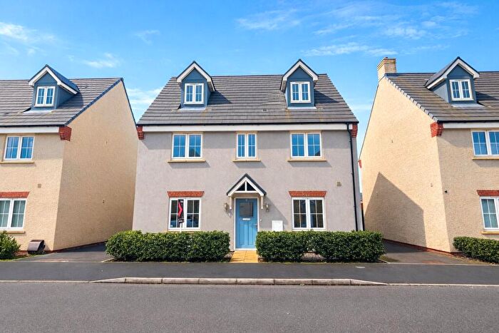 5 Bedroom Detached House For Sale In Somerdale Avenue, Brockworth, Gloucester, Gloucestershire, GL3