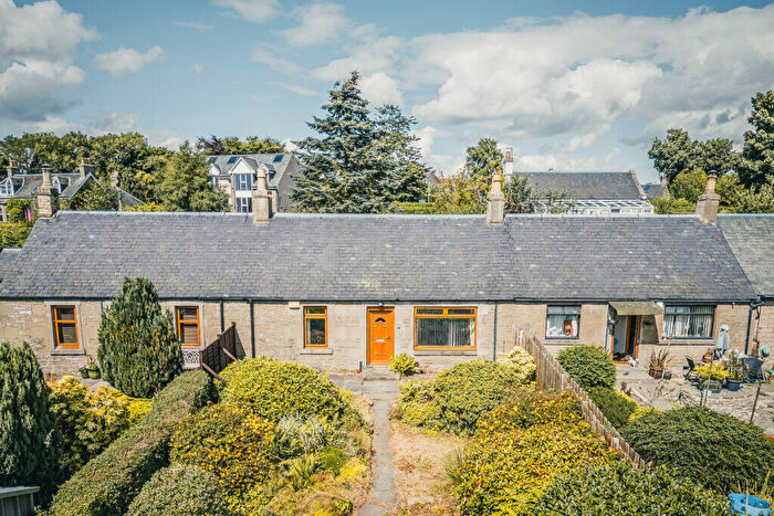2 Bedroom Cottage For Sale In Kellas Road, Dundee, DD5