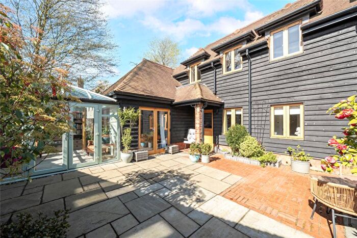 3 Bedroom Detached House For Sale In White Horse Lane, Ripley, Surrey, GU23