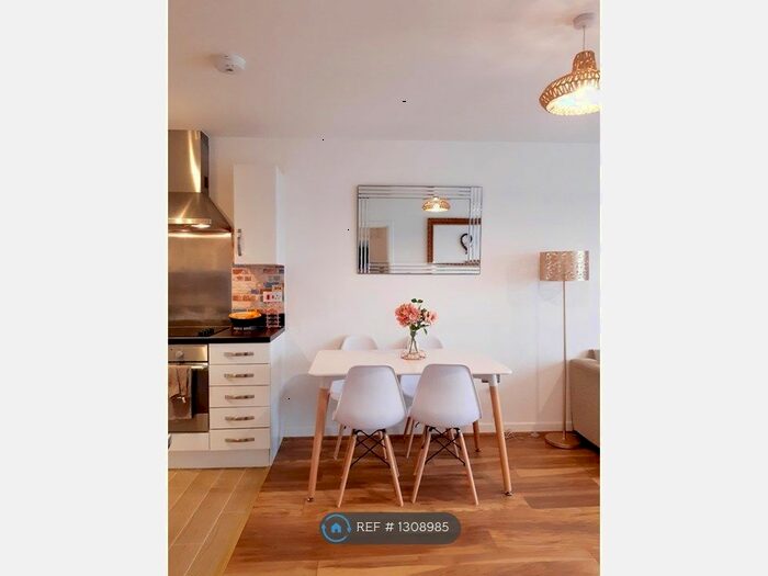 1 Bedroom Flat To Rent In Clydesdale Way, Belvedere DA17