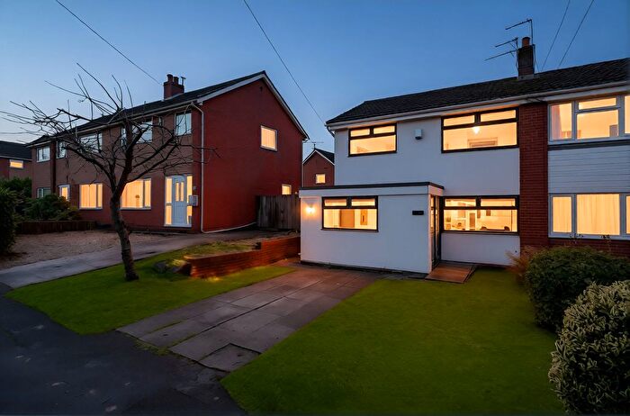 3 Bedroom Semi Detached House For Sale In Collingwood Road, Chorley, PR7