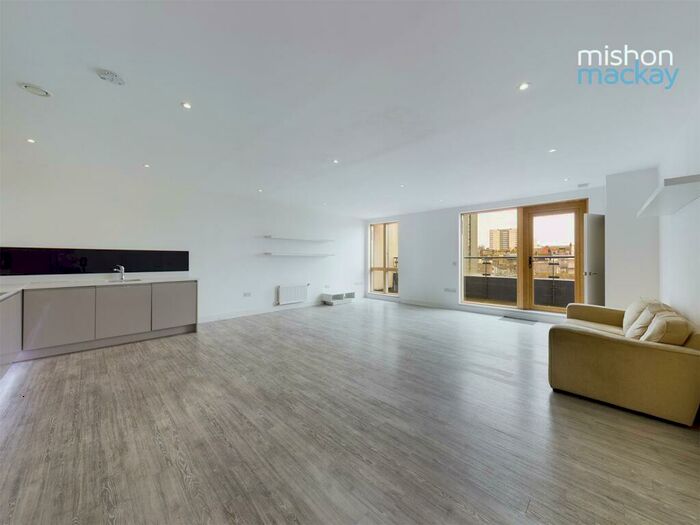 2 Bedroom Flat To Rent In Dorset Gardens, Brighton, BN2