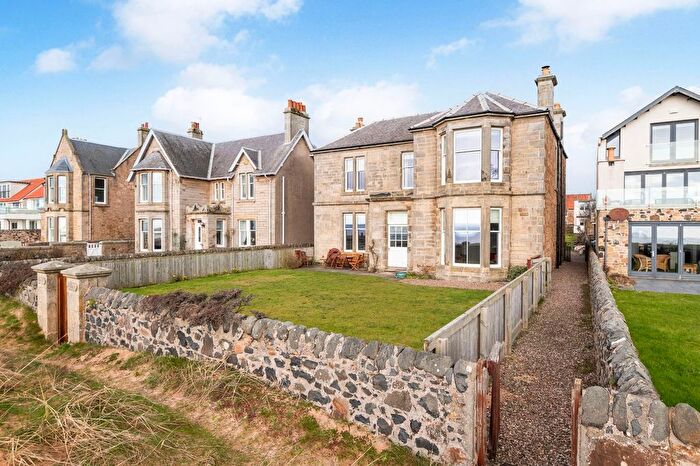 2 Bedroom Flat For Sale In High Street, Earlsferry, Elie, KY9