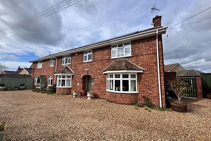 6 Bedroom Detached House For Sale In Beeches Road, West Row, Bury St. Edmunds, IP28