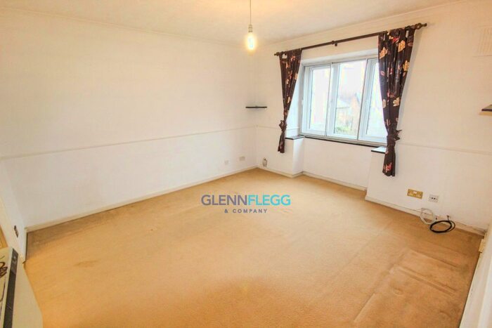 1 Bedroom Flat To Rent In Bruce Close, Cippenham, Slough, SL1