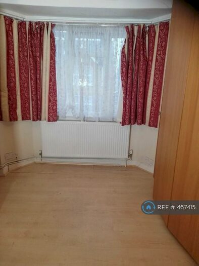 Studio To Rent In Blandford Road, Beckenham Kent, BR3