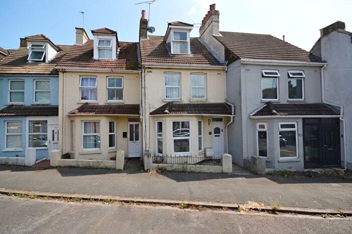 3 Bedroom Terraced House For Sale In Gladstone Road, Folkestone, CT19