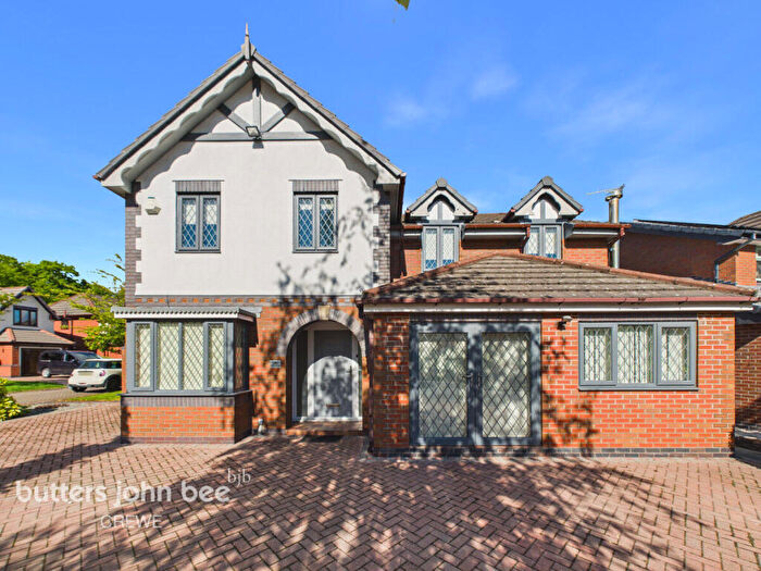 5 Bedroom Detached House For Sale In Mill Bridge Close, Crewe, CW1