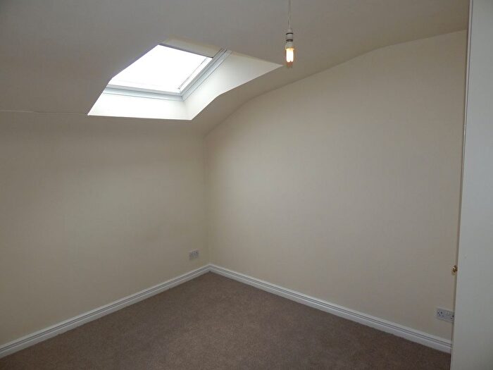 2 Bedroom Flat To Rent In Bank Street, Dundee, DD1