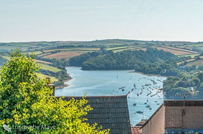 4 Bedroom Detached House For Sale In Loring Road, Salcombe, TQ8