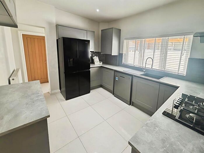 3 Bedroom Terraced House For Sale In Van Road, Caerphilly, CF83