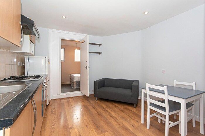 1 Bedroom Apartment To Rent In Lavender Hill, Battersea, SW11