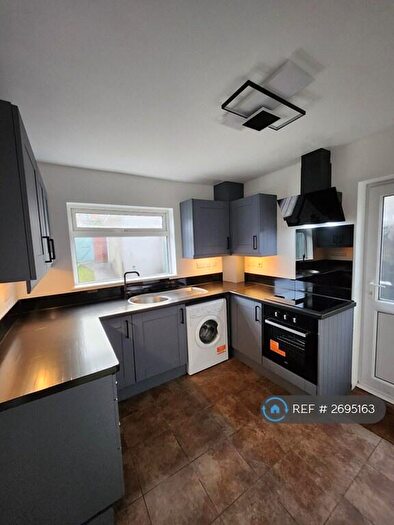 3 Bedroom Semi Detached House To Rent In Four Acres, Bristol, BS13