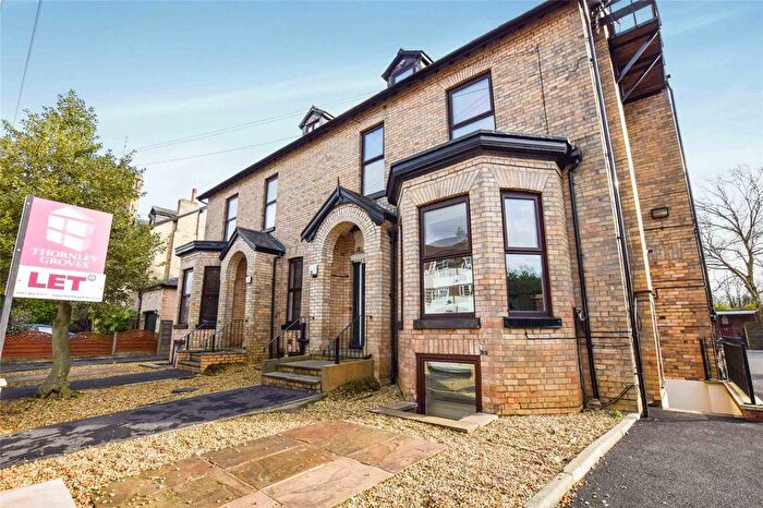 2 Bedroom Flat To Rent In Springfield Road, Sale, Cheshire, M33