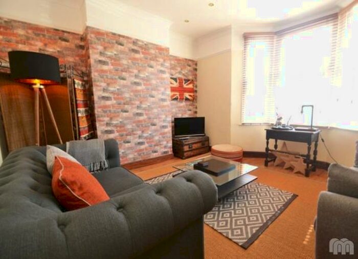 2 Bedroom Maisonette To Rent In Shelldale Road, Portslade, BN41