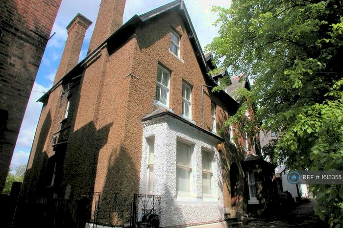 1 Bedroom Flat To Rent In Susan Wood, Chislehurst, BR7