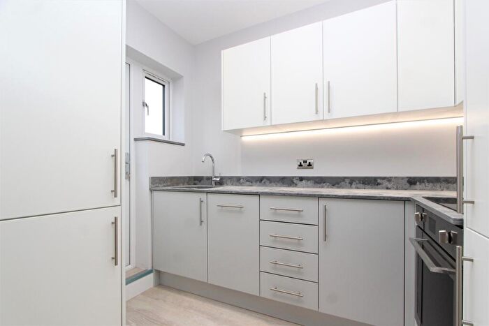 1 Bedroom Apartment To Rent In Alexandra Park Road, Muswell Hill, London, N10
