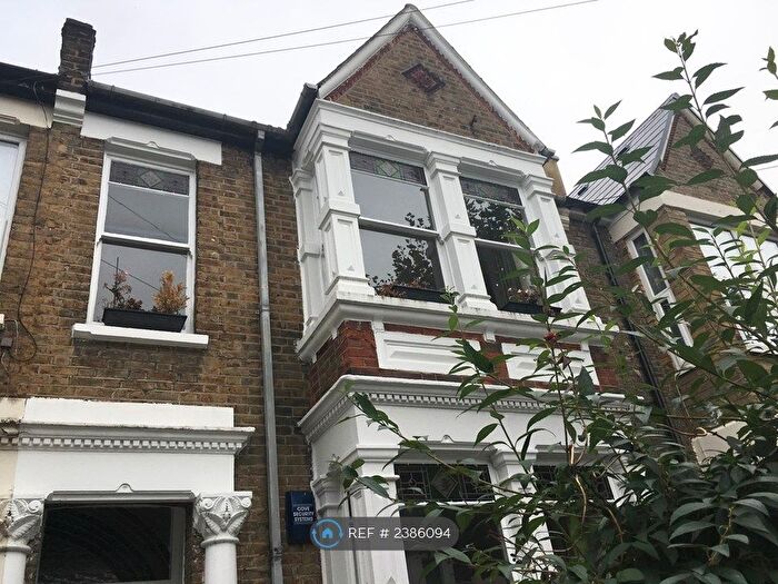 2 Bedroom Flat To Rent In Casselden Road, London, NW10