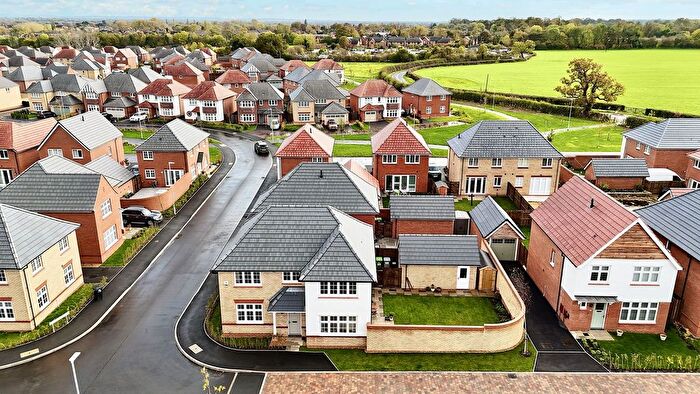 4 Bedroom Detached House For Sale In Torrington Close, Henhull, CW5