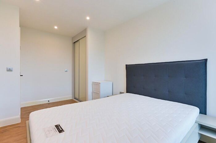 3 Bedroom Flat To Rent In Uncle Colindale, Aerial Square, NW9