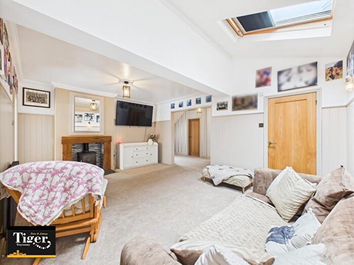 5 Bedroom Detached House For Sale In Newton Drive, Blackpool, FY3
