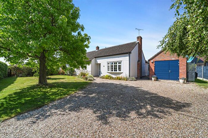 4 Bedroom Detached Bungalow For Sale In Windmill Road, Bradfield, Manningtree, CO11