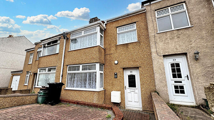 3 Bedroom Terraced House To Rent In Beaufort Road, Staple Hill, Bristol, Gloucestershire, , Gb, BS16