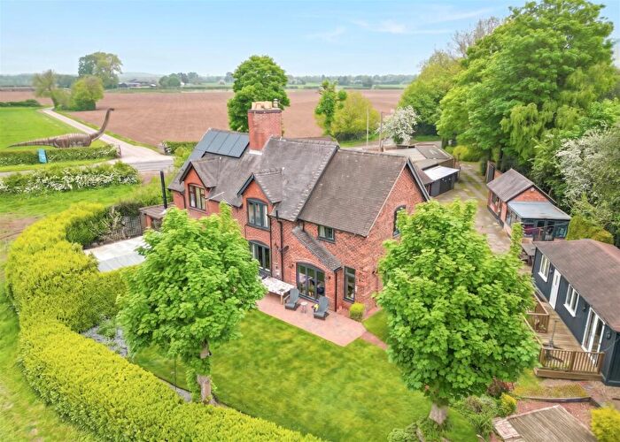 3 Bedroom Semi-Detached House For Sale In Swepstone Road, Heather, LE67