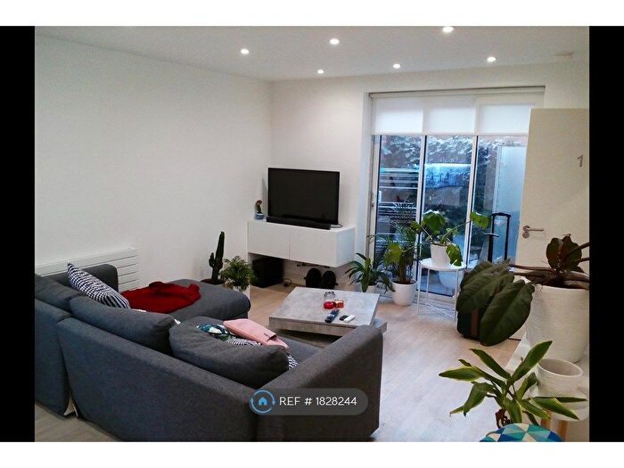 1 Bedroom Flat To Rent In Church Road, Mitcham, CR4