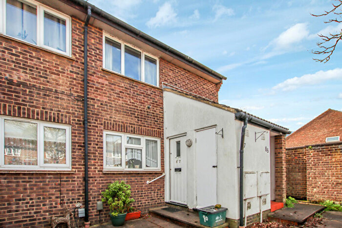 1 Bedroom Apartment To Rent In Willowmead, Hertford, SG14