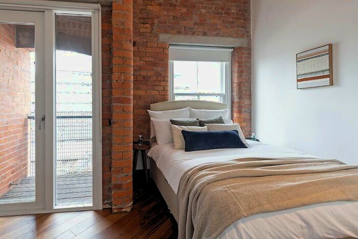 2 Bedroom Flat To Rent In Dantzic Street, Manchester, Greater Manchester, M4