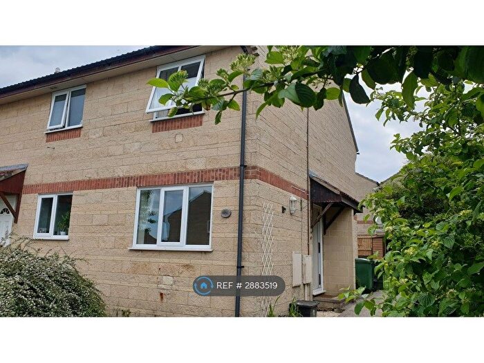 1 Bedroom Terraced House To Rent In Ray Close, Chippenham, SN15
