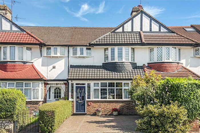 3 Bedroom Terraced House For Sale In Harrow Avenue, Enfield, EN1