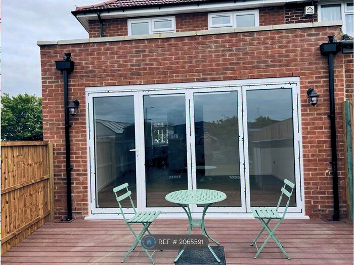 2 Bedroom End Of Terrace House To Rent In Alibon Road, Dagenham, RM10