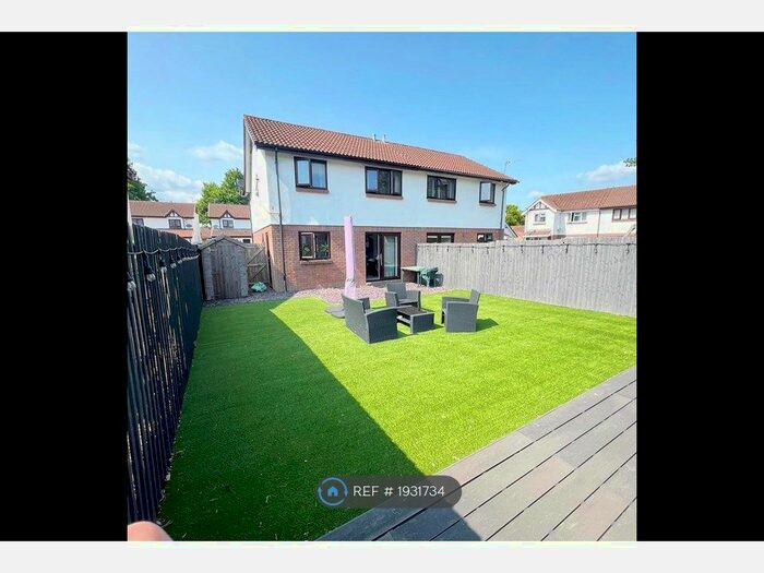3 Bedroom Semi-Detached House To Rent In Fieldfare Drive, St. Mellons, Cardiff, CF3