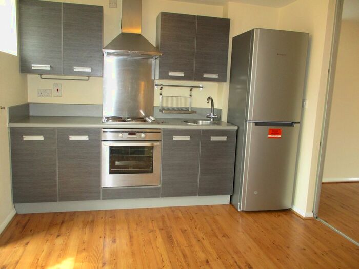 3 Bedroom End Of Terrace House To Rent In Alderman Close, Beeston, NG9