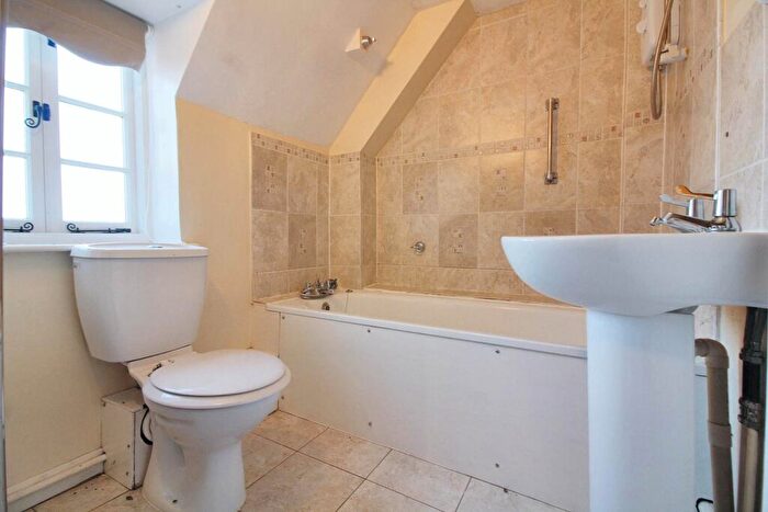 2 Bedroom Cottage For Sale In Gable End Cottage Hampden Road, Speen, HP27