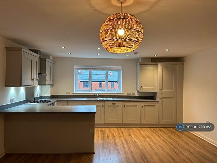 2 Bedroom Flat To Rent In Dividend Drive, Littleborough, OL15