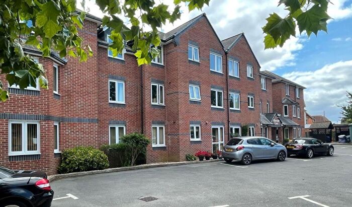 1 Bedroom Property For Sale In Rectory Road, Burnham-On-Sea, TA8