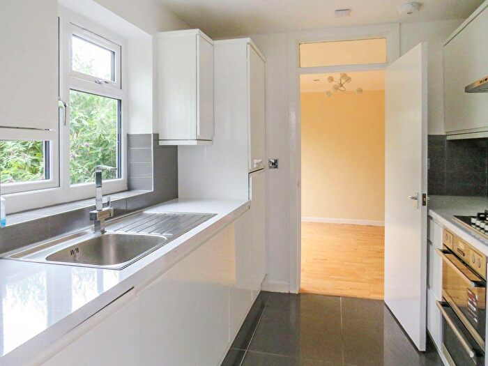 2 Bedroom Bungalow To Rent In Peel Walk, Harborne, Birmingham, B17