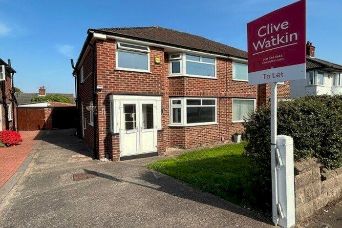 3 Bedroom Semi-Detached House To Rent In Malpas Drive, Wirral, CH63