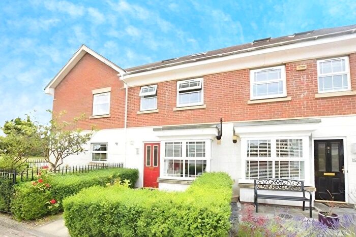 4 Bedroom Terraced House For Sale In Swordsmans Road, Deepcut, Camberley, GU16
