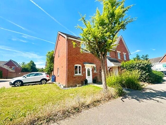 2 Bedroom End Of Terrace House To Rent In Olivine Close, Sittingbourne, ME10