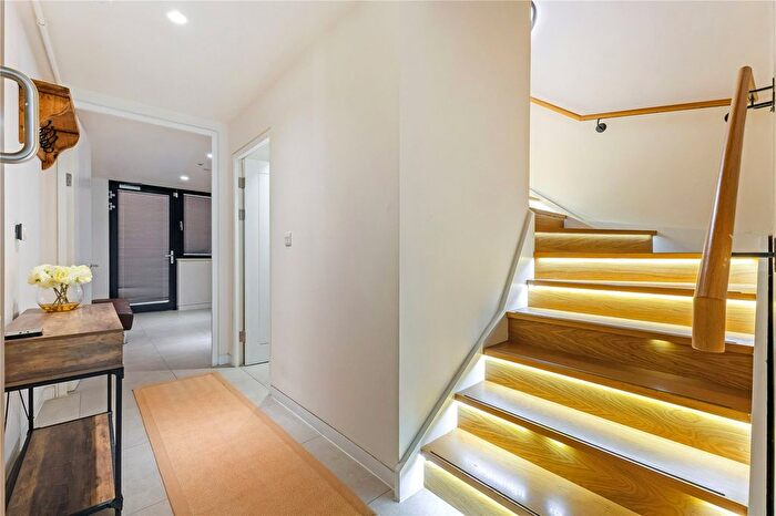 4 Bedroom Terraced House To Rent In Southern Street, Manchester, Greater Manchester, M3