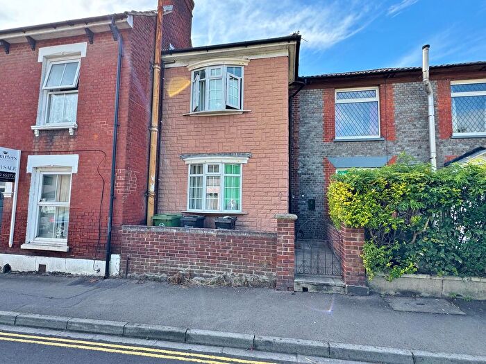 3 Bedroom Terraced House For Sale In Magdala Road, Cosham, PO6