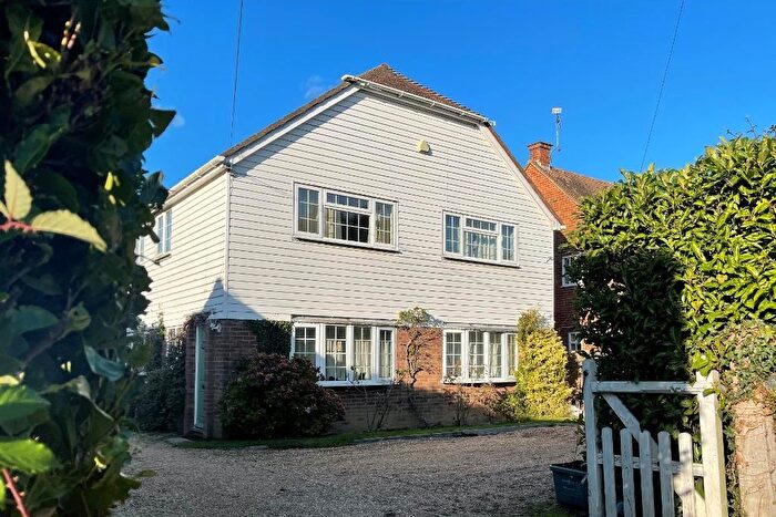 5 Bedroom Detached House For Sale In New Road, Cranbrook, Kent, TN17