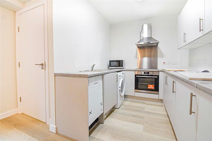 1 Bedroom Penthouse To Rent In Phoenix Gate, London Road, Newbury, Berkshire, RG14